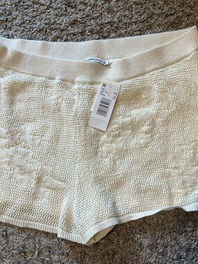 BNWT Abercrombie and Fitch Open Stitch Crochet Shorts - Size Large